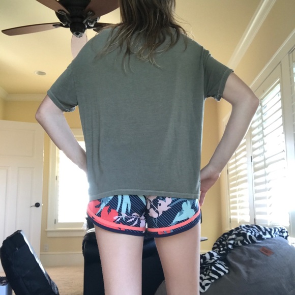 Green T-Shirt - Picture 3 of 4